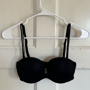 Victoria’s Secret black strapless bra size‎ 34B